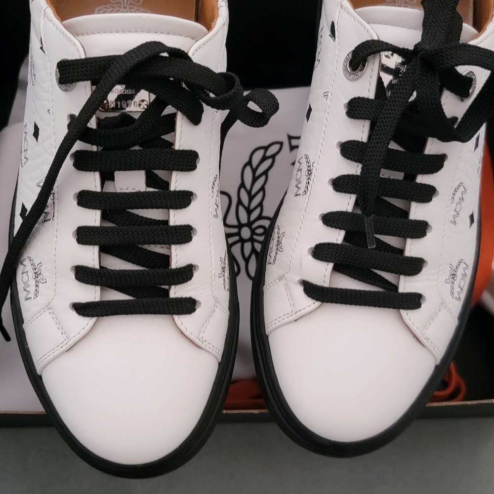 MCM Sneakers